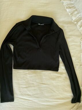 Zara Black Ribbed Long-Sleeve Cropped Polo